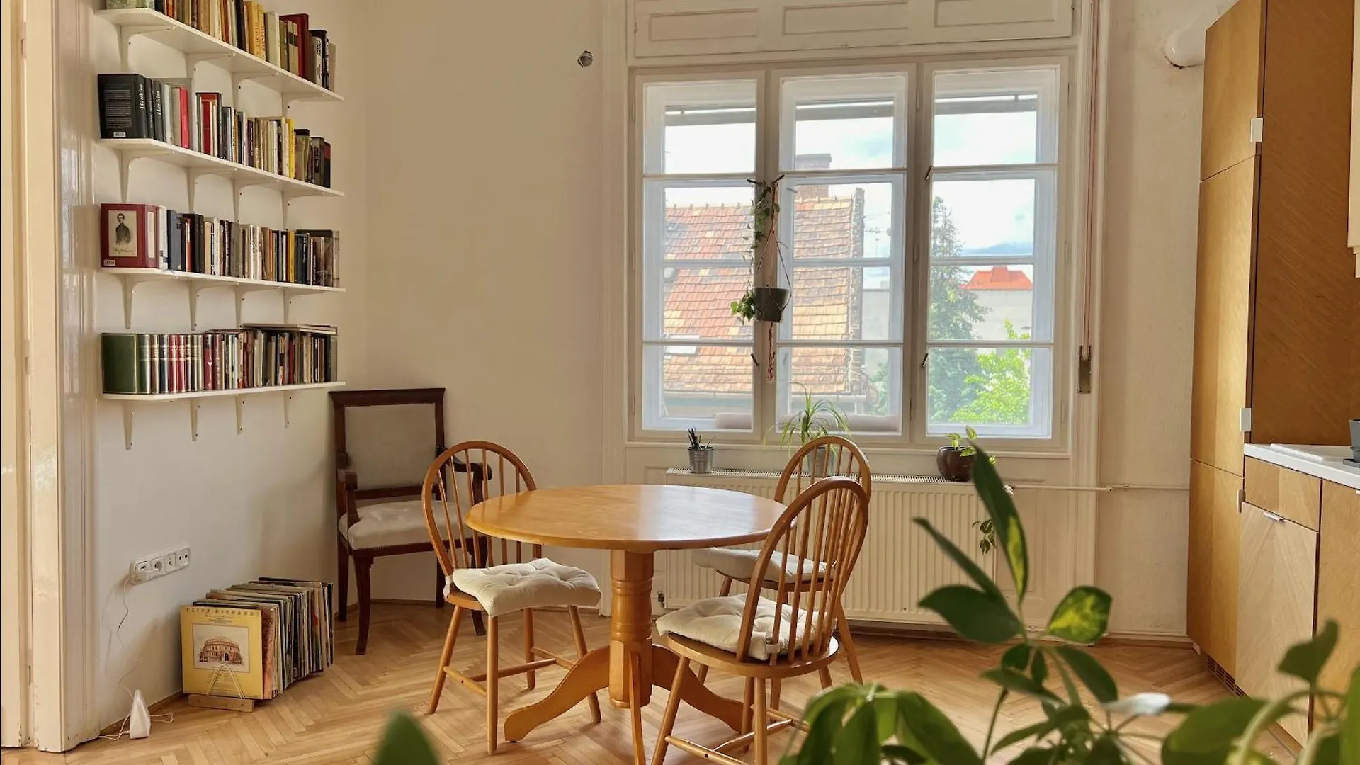 Privatunterkunft Cozy Top Floor Room Budapest Ungarn